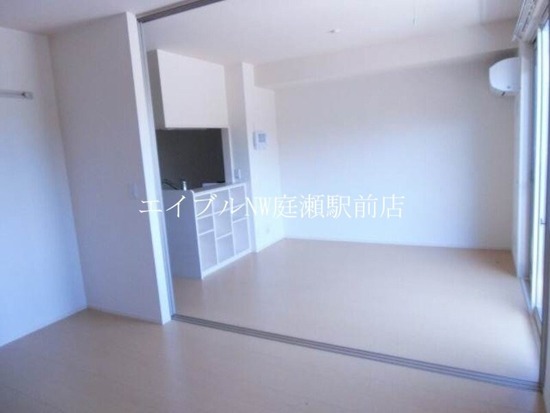 物件内観写真8　(LDK)