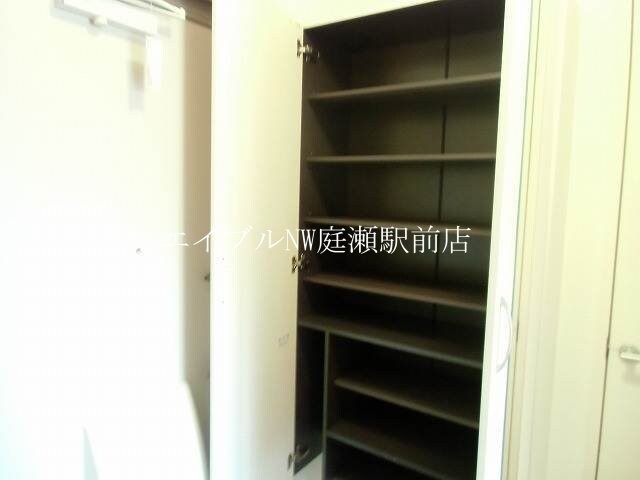 物件内観写真16　(シューズボックス)