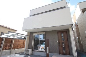 新保・近藤貸家B棟外観写真