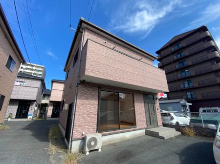 高柳西町　貸家外観写真
