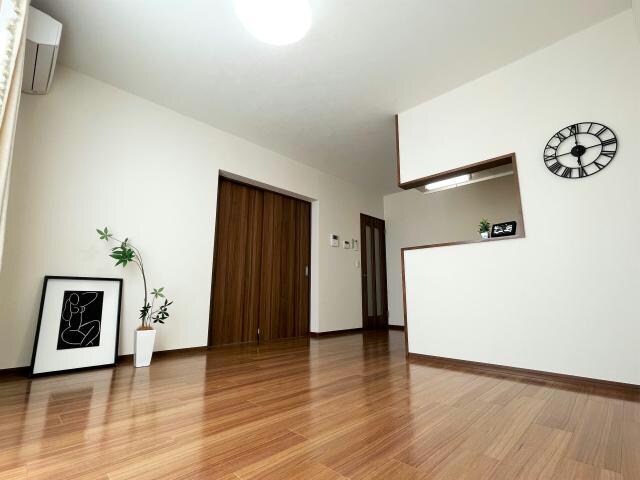 物件外観写真1　(201)