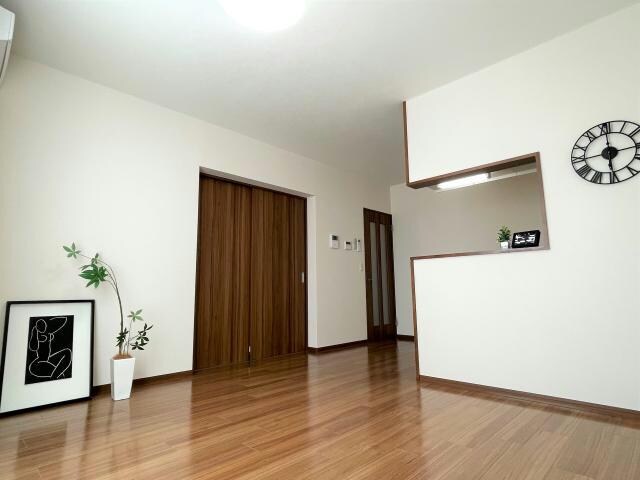 物件内観写真6　(人気の対面キッチン♪)