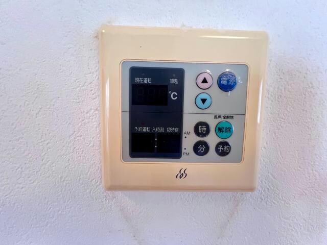 物件内観写真20　(床暖房)