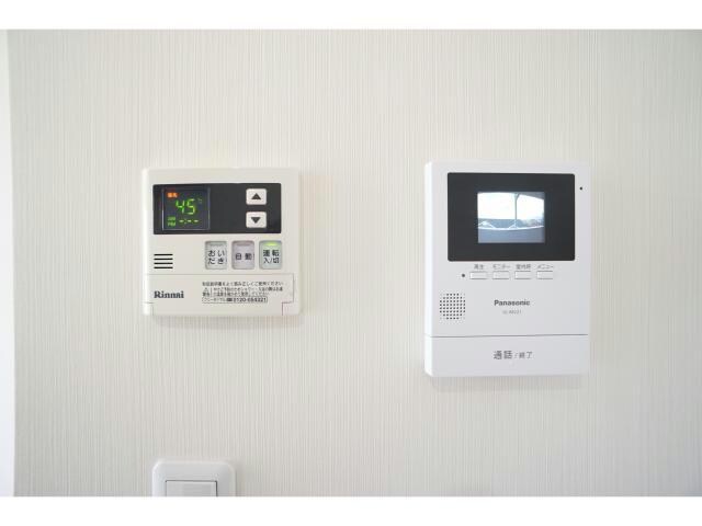 物件内観写真13　(TVモニターホン付きで安心！)