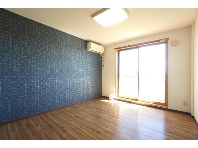 物件外観写真1　(302)