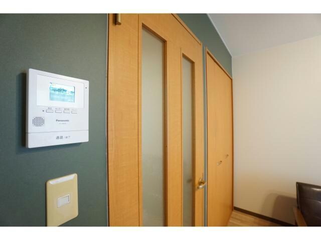 物件内観写真15　(TVモニターホン)