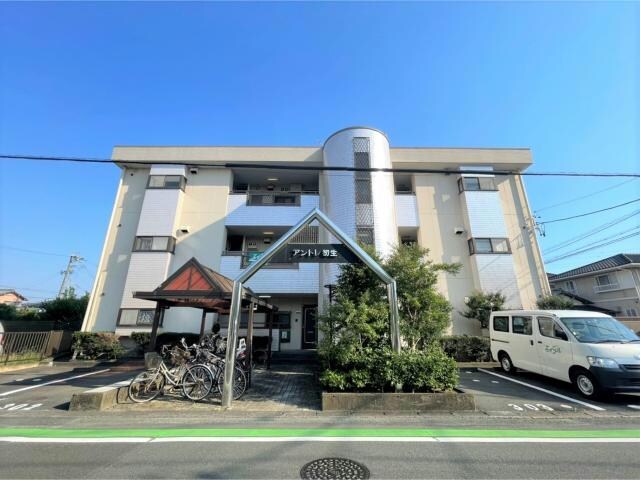 物件外観写真2　(外観)