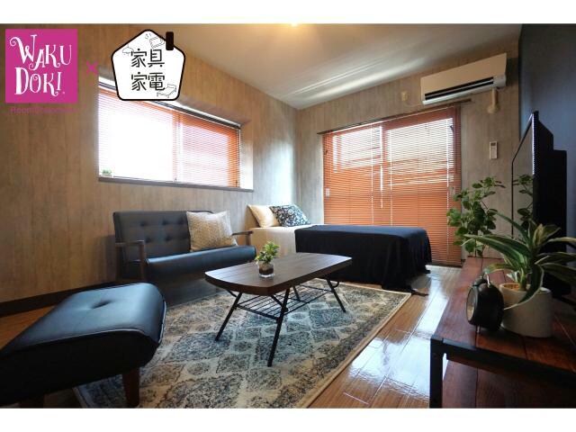 物件外観写真1　(301　家具家電ＲＯＯＭ)