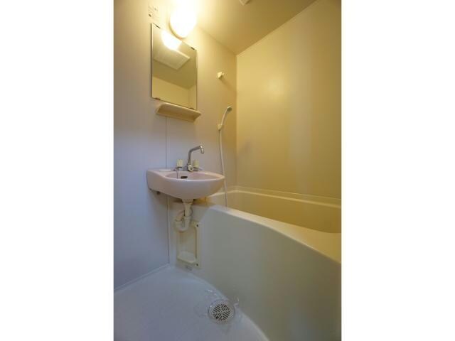 物件内観写真10　(バスルーム)