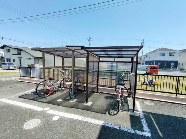 駐輪場(貸し出し用自転車置き場)