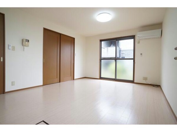 リビングダイニング