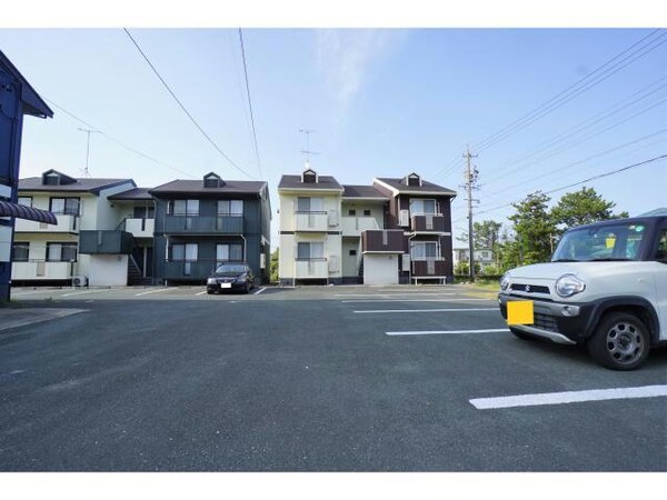 駐車場(駐車場)