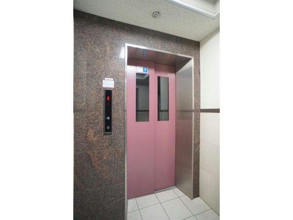 建物設備(エレベーター)