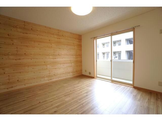 物件内観写真8　(エアコン１基付き！)