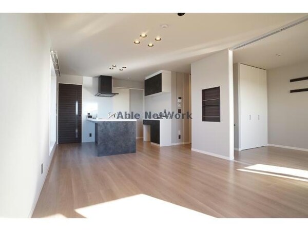 リビングダイニング