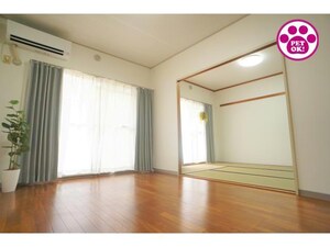 ラ・セーヌ外観写真