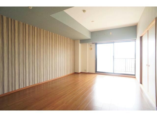 物件内観写真7　(LDK15帖♪)