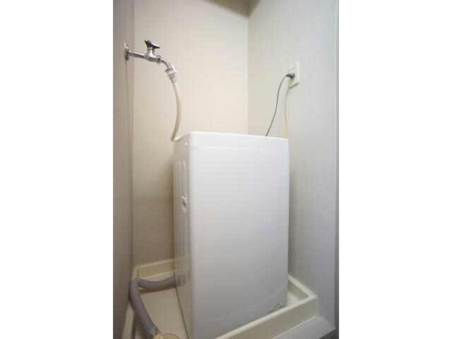 物件内観写真9　(室内洗濯機置場)