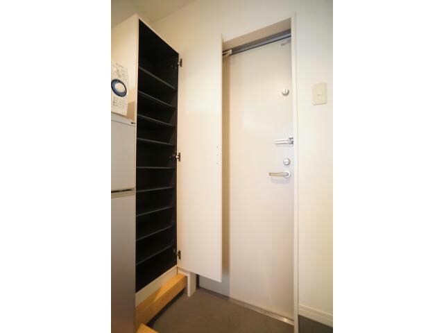 物件内観写真11　(シューズボックス)