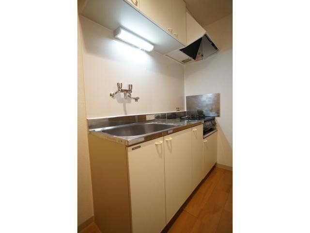 物件内観写真10　(料理も頑張るキッチン２口ガスコンロ付き)