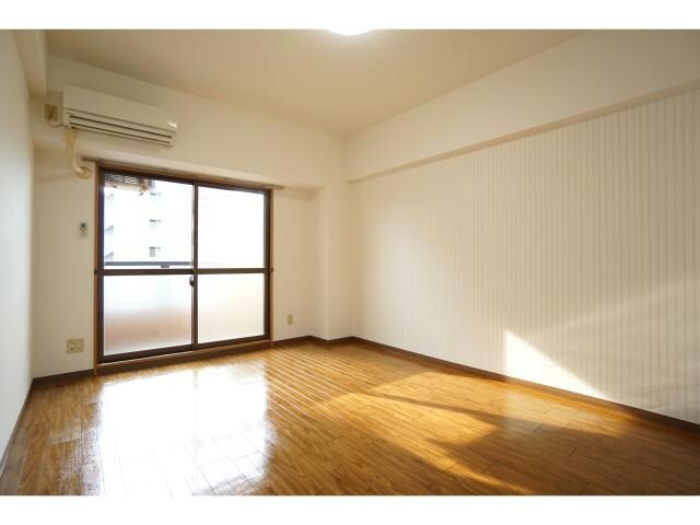 物件内観写真5　(エアコン付き)