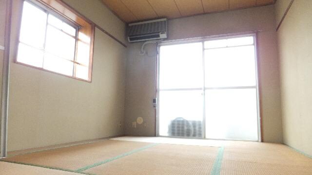 物件内観写真5　(※写真は別室の物です。)