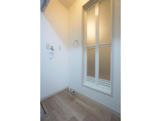 物件内観写真13　(脱衣スペースあり)