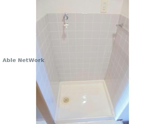 物件内観写真13　(洗濯機置き場)