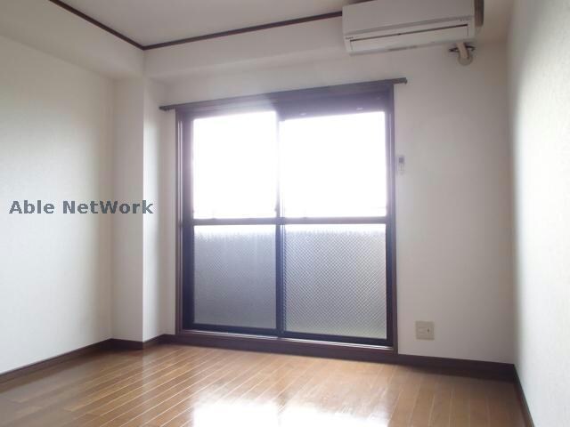 物件内観写真5　(※同物件別部屋の写真です。)