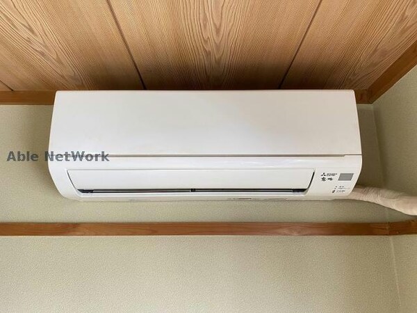 空調設備(※同物件別部屋のお写真です。)