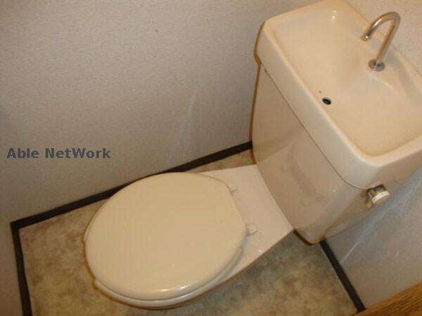 トイレ(※同一建物、他部屋の写真です。)