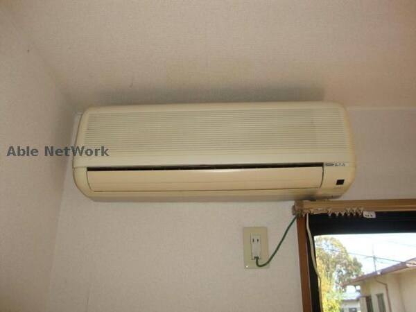 空調設備(※同一建物、他部屋の写真です。)