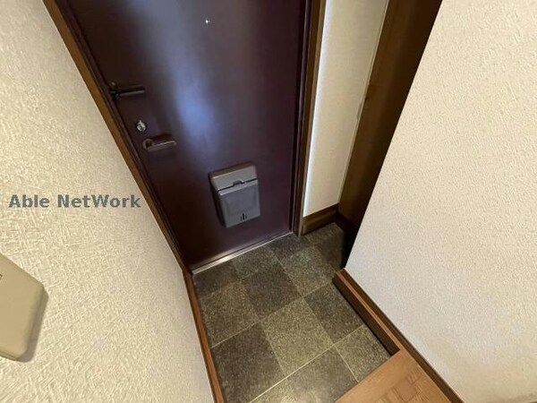 玄関回り(リフォーム中　別部屋)