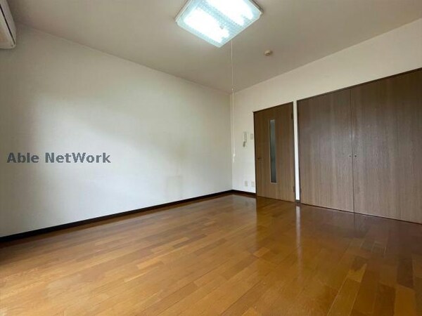 リビングダイニング