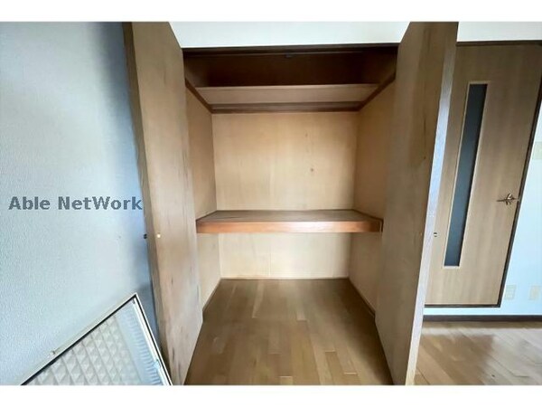 収納(※同物件別部屋の写真です。)