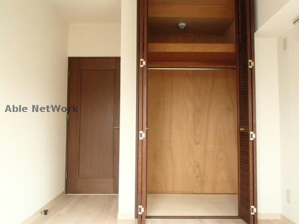 収納(※同物件別部屋の写真です。)