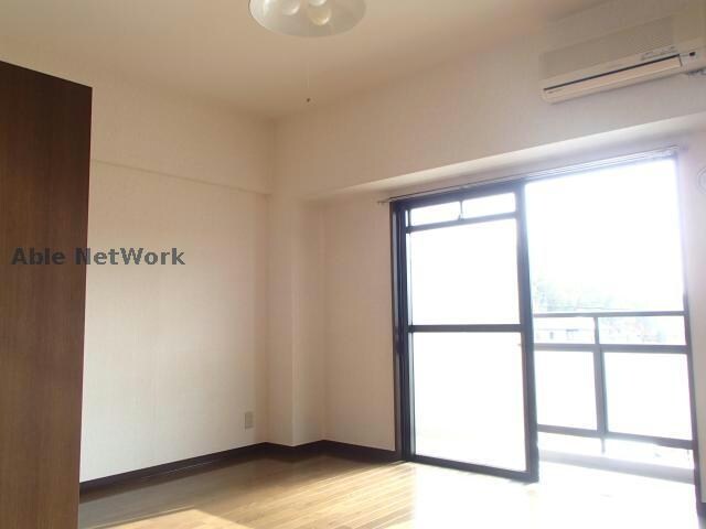 物件内観写真4　(※同建物別部屋)