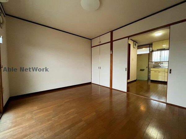 収納(※同物件別部屋の写真です。)