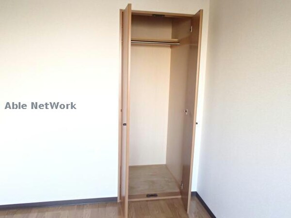 収納(※同物件別部屋の写真です。)
