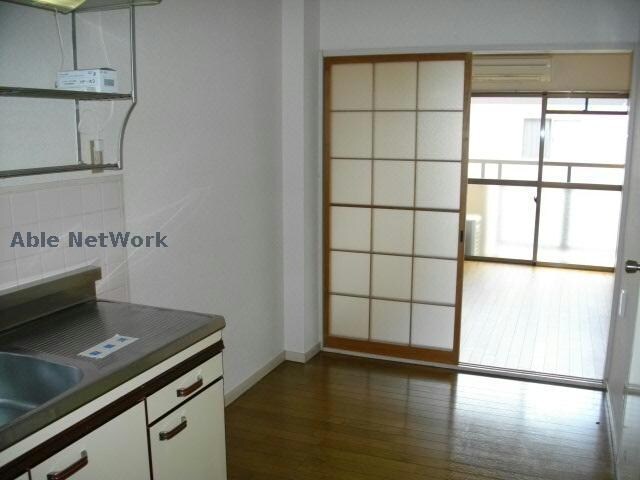 物件内観写真13　(同建物別部屋)