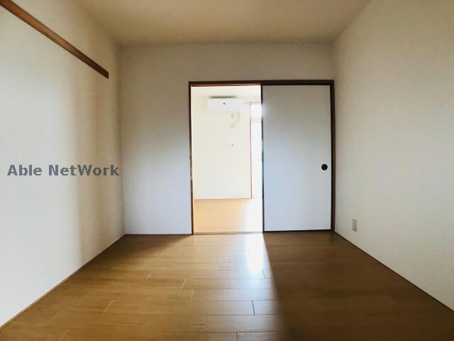 物件内観写真5　(※同建物別部屋)