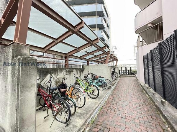 駐輪場