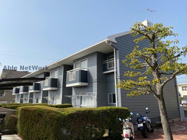 物件外観写真3　(WEST)