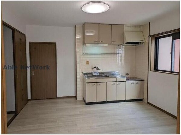 リビングダイニング