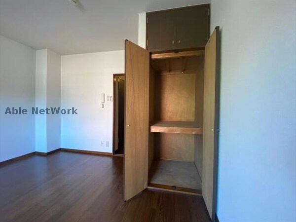 収納(※同物件別部屋の写真です。)