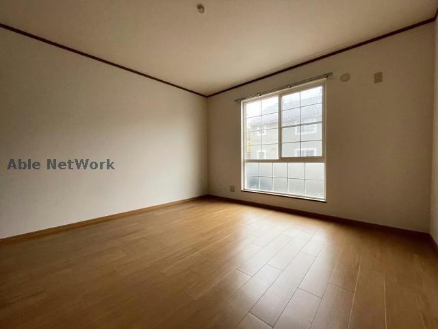 物件内観写真8　(同物件別部屋)