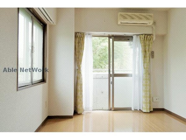 空調設備(※同物件別部屋の写真です。)