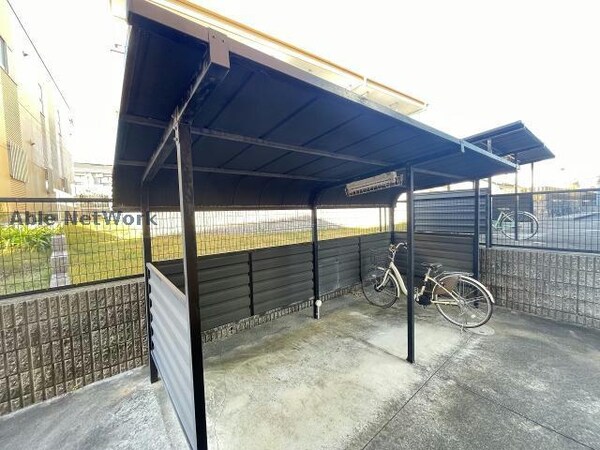 駐輪場