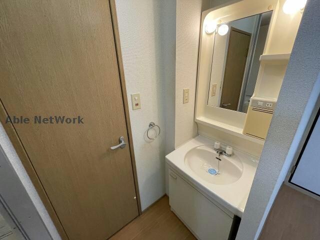 物件内観写真9　(※同物件別部屋の写真です。)