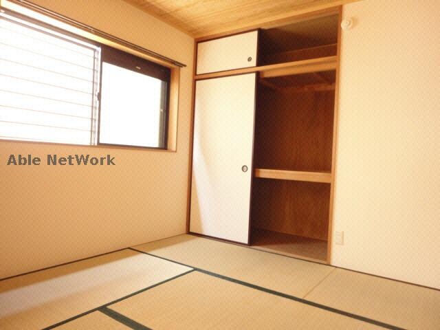 物件内観写真8　(収納)